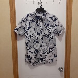 Aeropostale Hawaiian Button down shirt